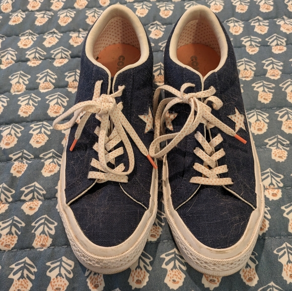 Converse Fashion Sneakers - Picture 3 of 4